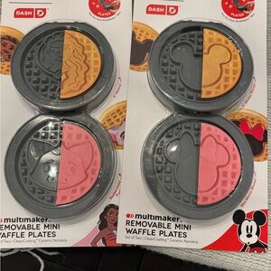Dash Disney Mickey Mouse, Minnie mouse, Moana and Pua waffle pancake makers NEW